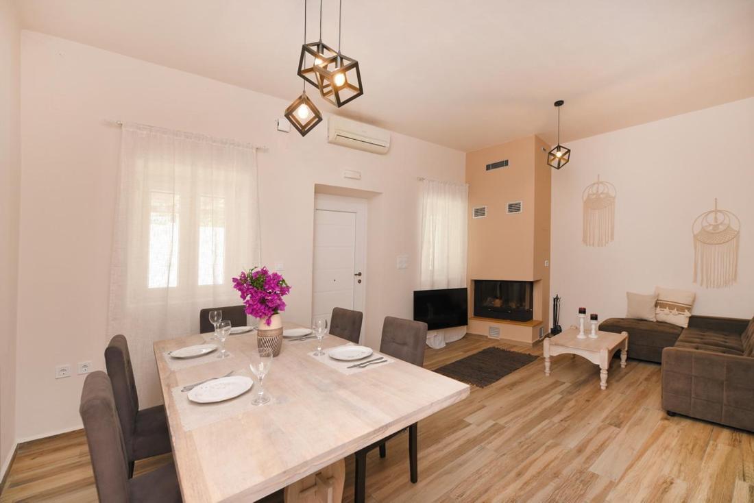 Pappou Villa Kini Екстериор снимка